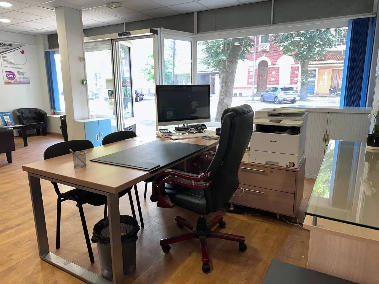 Espace de travail de l'agence Permis Pas Cher Valenciennes
