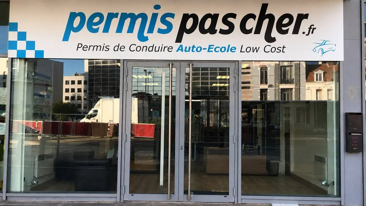 Façade de l'agence Permis Pas Cher Roubaix